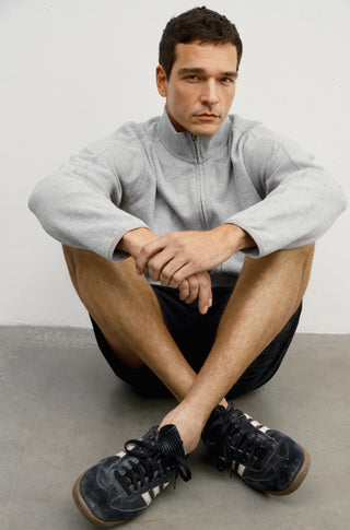 The District – Heather gray sport rib