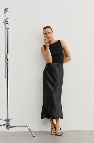 The Eleganza – Black