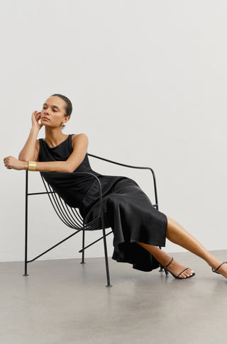 The Eleganza – Black