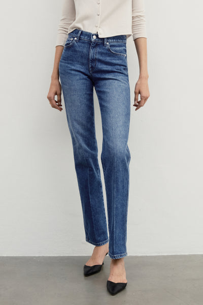 Premium Women's Straight Leg Comfort Stretch Denim