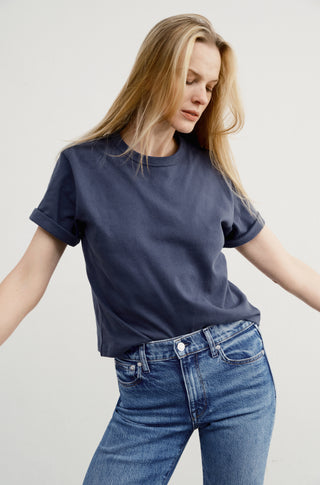 The Practice Tee – Vintage navy