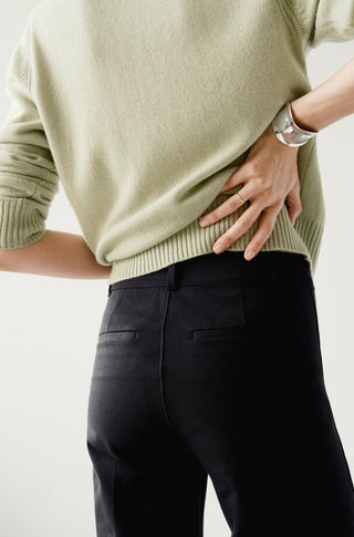 The Stratus – Black