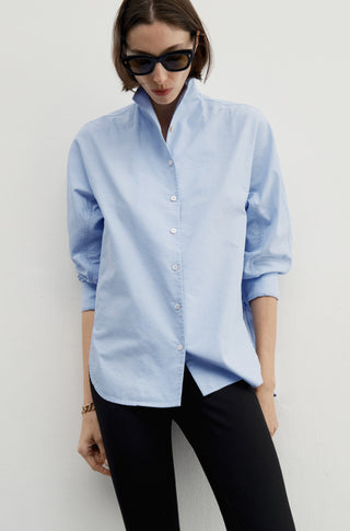 The Tate – Blue oxford