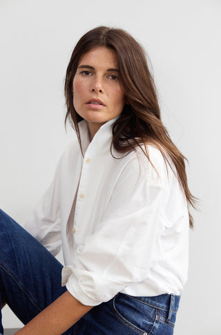 The Tate – White oxford
